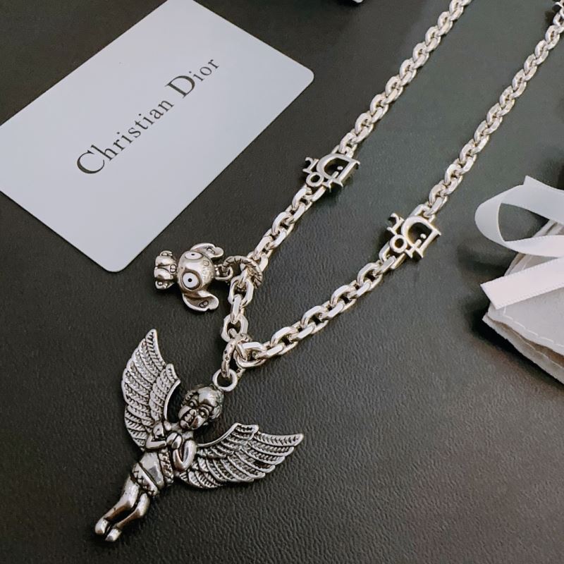 chr1st1an D10r necklaces